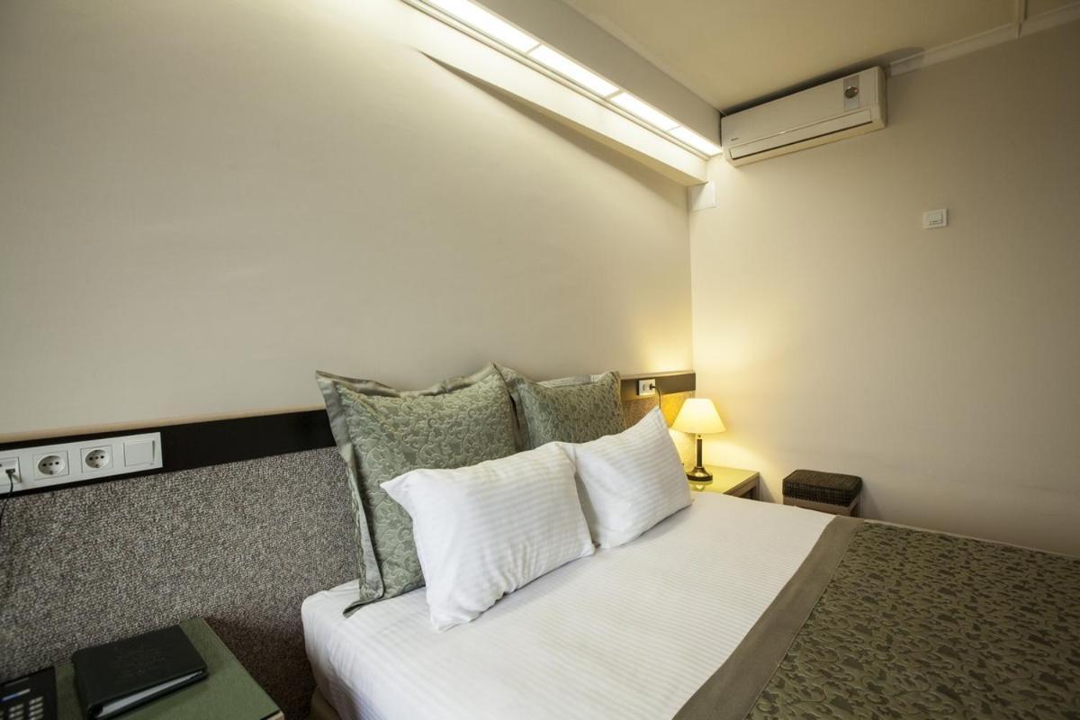 Kadikoey Rihtim Hotel อิสตันบูล ภายนอก รูปภาพ
