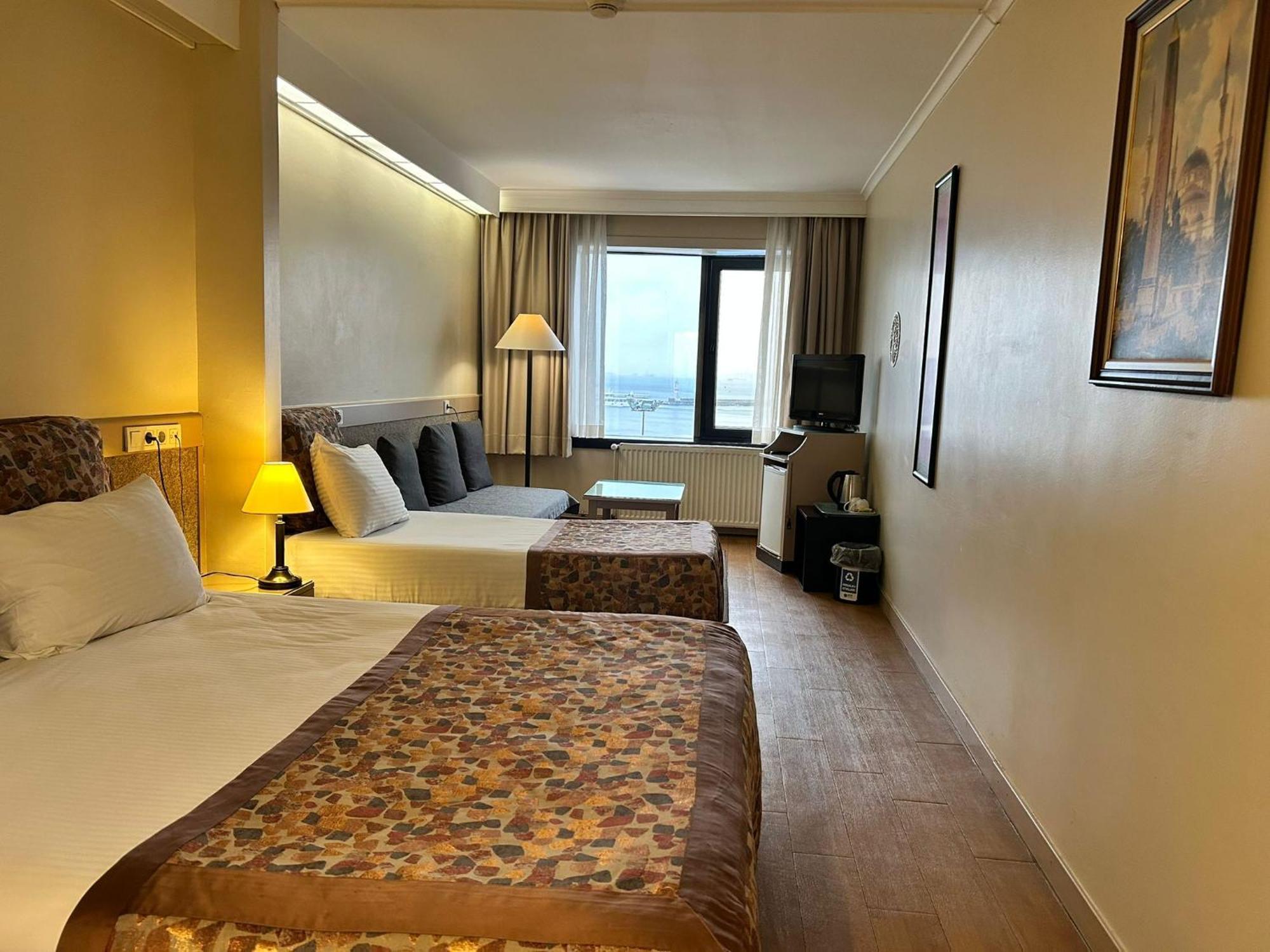 Kadikoey Rihtim Hotel อิสตันบูล ภายนอก รูปภาพ